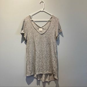 Anthropologie t.La V-neck